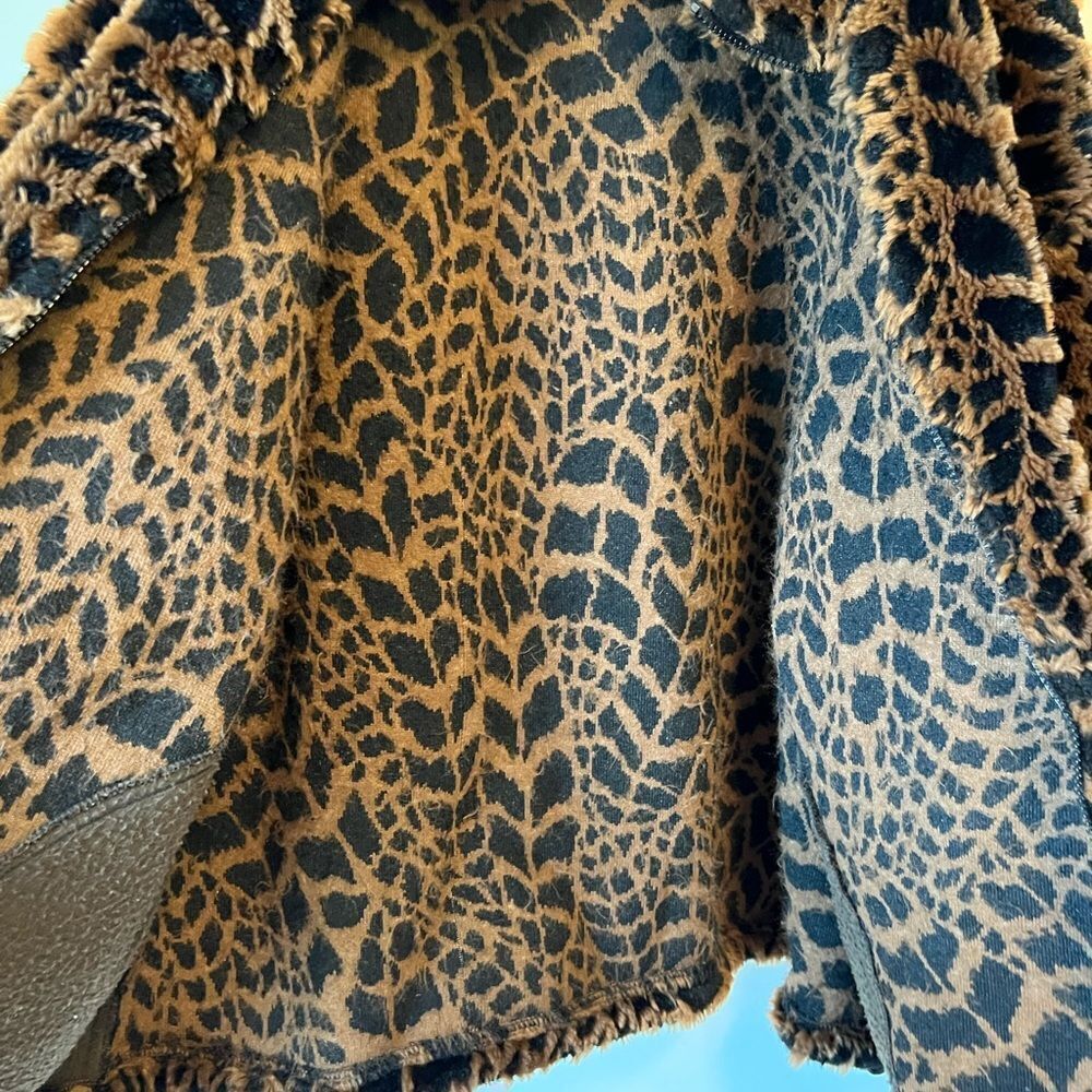 Black Mountain Outdoor Gear Animal Print Faux Fur Coat - Picture 5 of 13